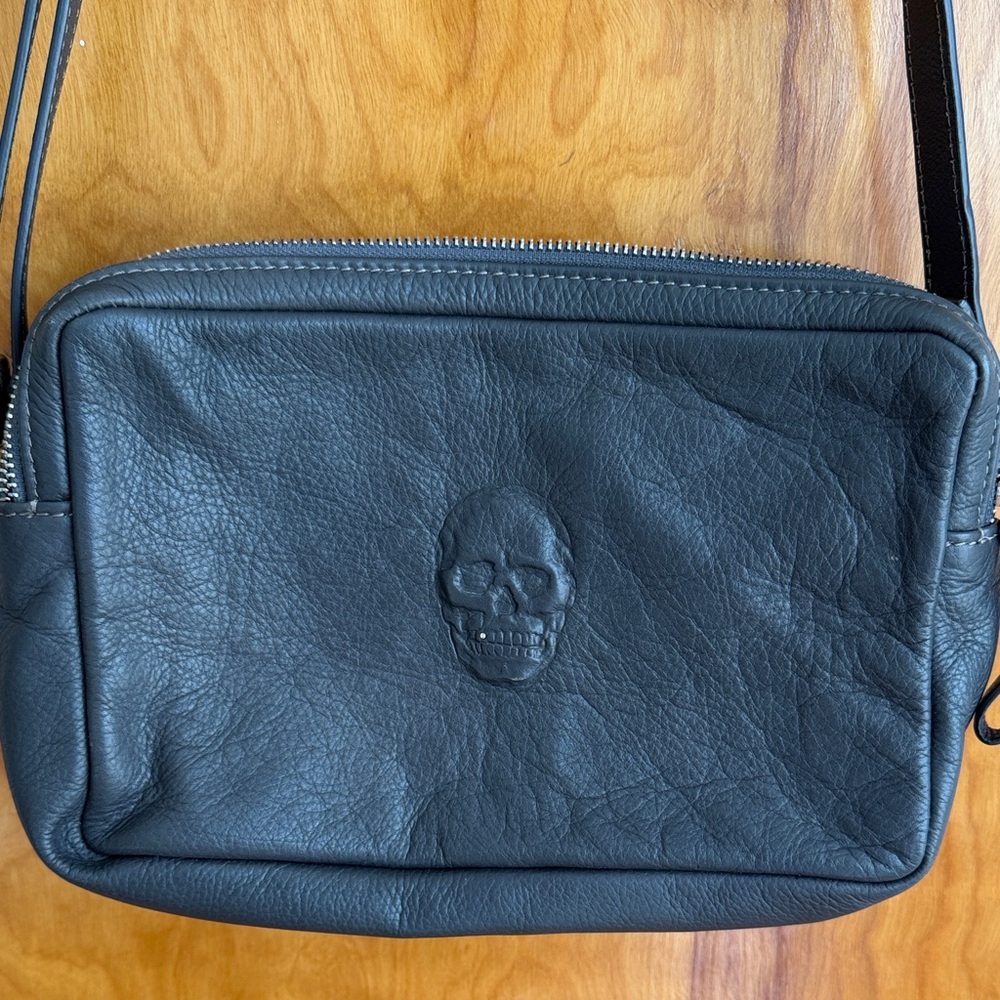 Black Leather Made in Italy skull / diamond bag